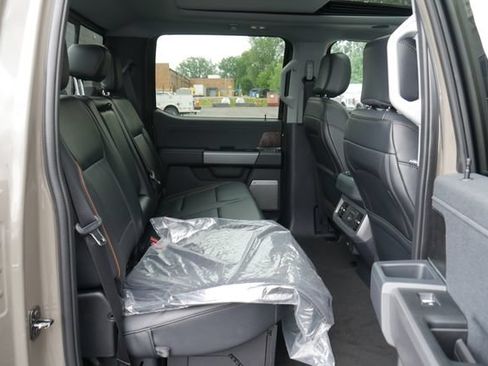 New 2026 Ford F350 Lariat w/ Lariat Ultimate Package AWD/4WD image 27