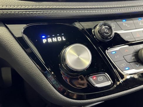 New 2026 Chrysler Pacifica Select image 33