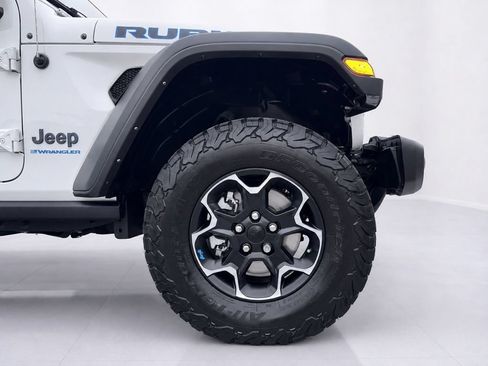 Used 2023 Jeep Wrangler Unlimited Rubicon 4xe AWD/4WD image 12