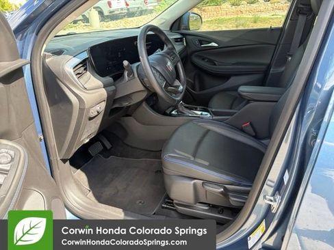 Used 2025 Buick Encore GX Sport Touring AWD/4WD image 17