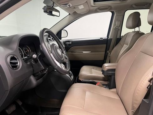 Used 2016 Jeep Compass High Altitude AWD/4WD image 18
