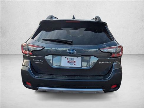 Used 2025 Subaru Outback Limited image 6