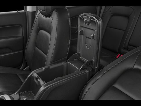 Used 2020 Chevrolet Colorado ZR2 image 44