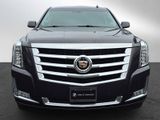 Used 2015 Cadillac Escalade Luxury image 2
