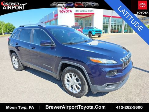 Used 2015 Jeep Cherokee Latitude w/ Cold Weather Group AWD/4WD image 1