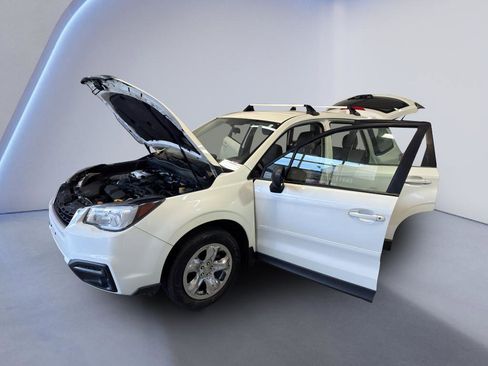 Used 2018 Subaru Forester 2.5i image 10
