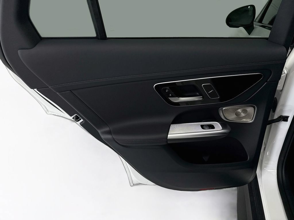 Certified 2026 Mercedes-Benz GLC 300 4MATIC image 25