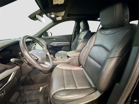 Used 2020 Cadillac XT4 Premium Luxury w/ Cold Weather Package image 20