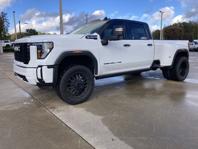 Used 2025 GMC Sierra 3500 Denali w/ Denali Reserve Package