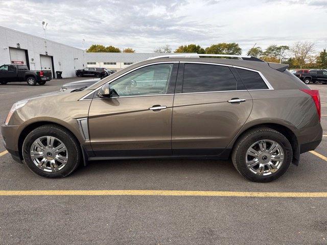Used 2014 Cadillac SRX Luxury w/ Driver Awareness Package AWD/4WD image 3