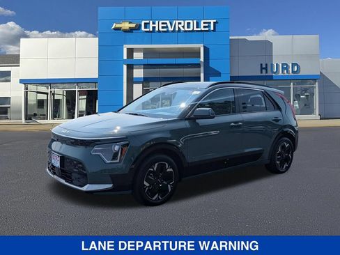Used 2024 Kia Niro Wind w/ Wind Preserve Package FWD image 8