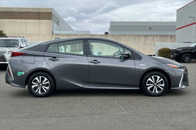 Certified 2017 Toyota Prius Prime Plus w/ Carpet Mat Package FWD image 6