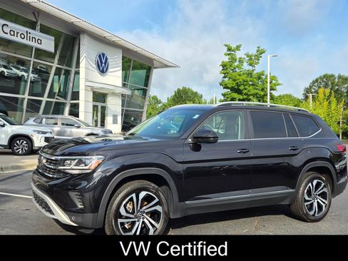 Certified 2022 Volkswagen Atlas SEL AWD/4WD image 1