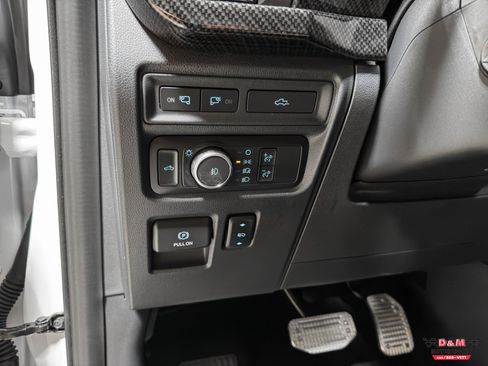 Used 2021 Ford F150 Lariat w/ Equipment Group 502A High image 19