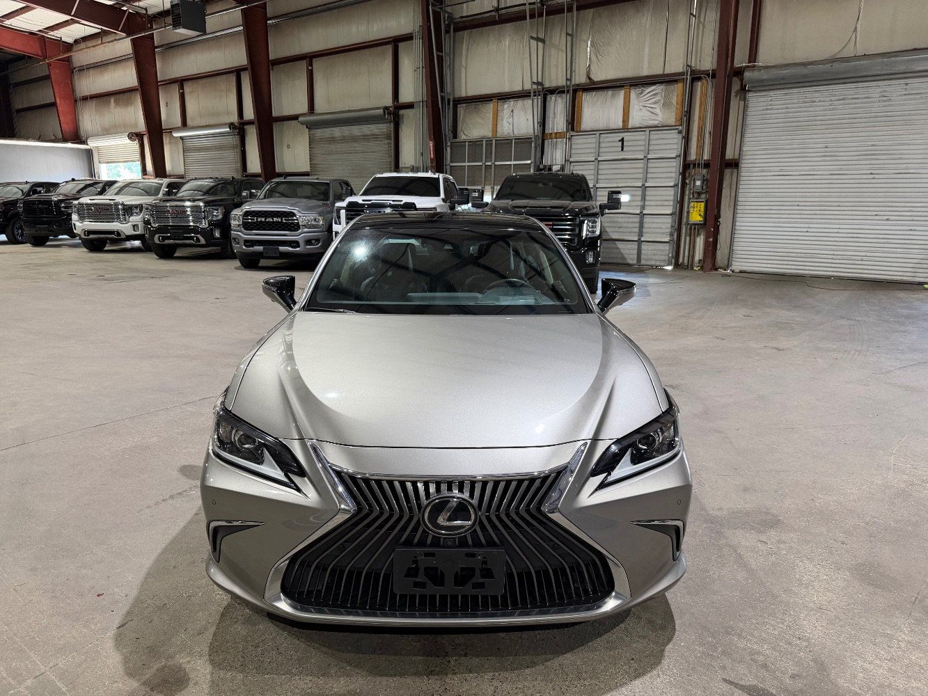 Used 2019 Lexus ES 350 w/ Accessory Package FWD image 10