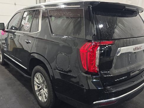 Used 2023 GMC Yukon SLT AWD/4WD image 3