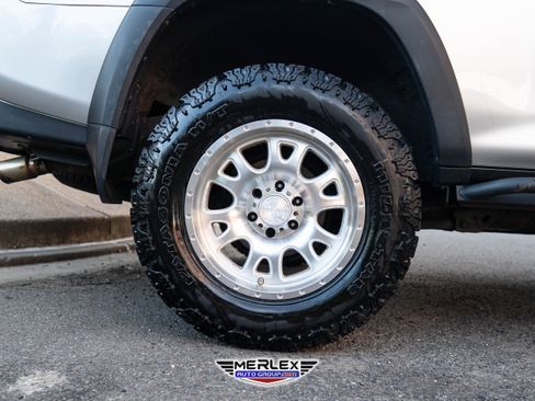 Used 2011 Toyota 4Runner SR5 image 11