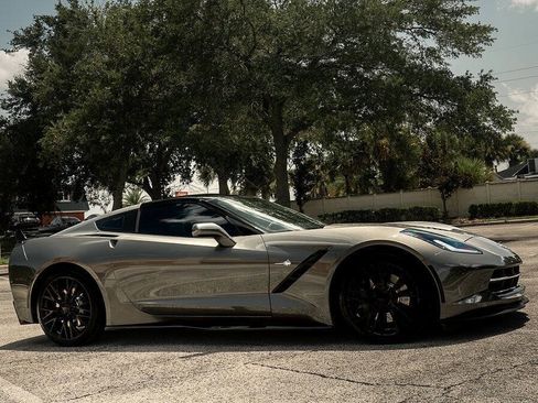 Used 2016 Chevrolet Corvette Stingray Coupe RWD image 2