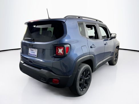 Used 2022 Jeep Renegade Altitude w/ Convenience Group AWD/4WD image 5