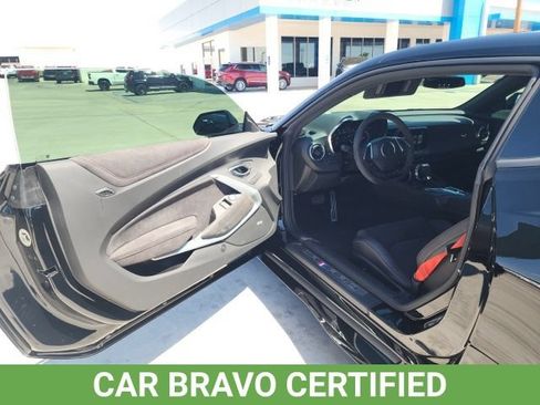 Used 2018 Chevrolet Camaro ZL1 RWD image 21