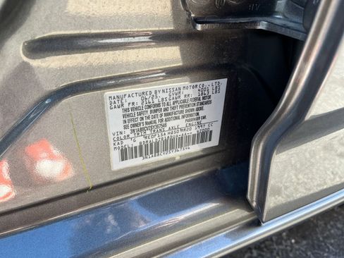 Used 2025 Nissan Sentra SV image 27