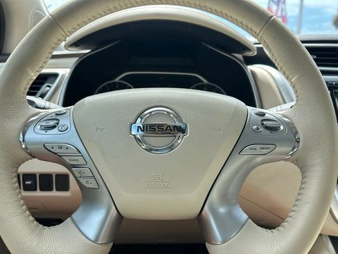Used 2016 Nissan Murano Platinum w/ Platinum Technology Package FWD image 24