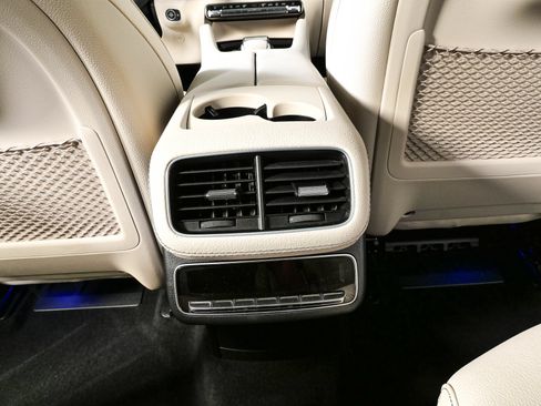 Used 2025 Mercedes-Benz GLS 450 4MATIC image 21