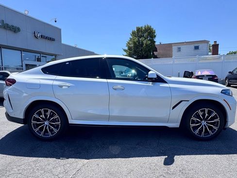 Used 2026 BMW X6 xDrive40i AWD/4WD image 8