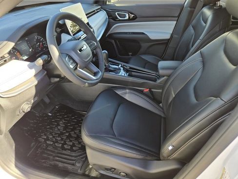 New 2026 Jeep Compass Limited image 15