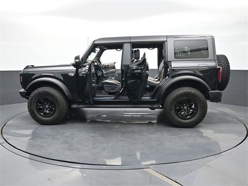Used 2022 Ford Bronco Wildtrak image 29