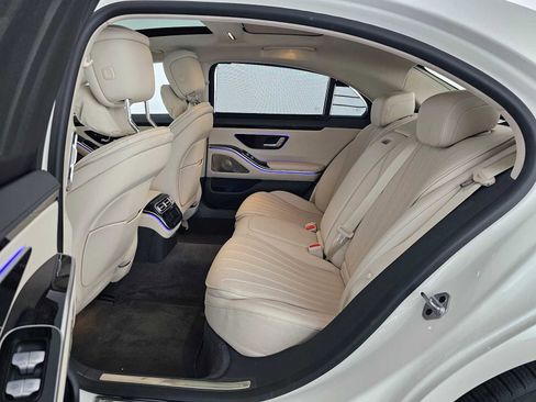 Used 2022 Mercedes-Benz S 500 S 500 image 16