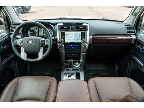 Used 2022 Toyota 4Runner Limited image 20
