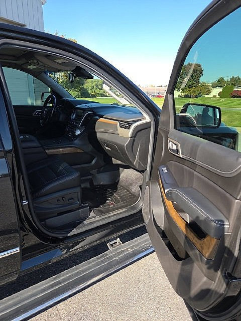Used 2019 GMC Yukon Denali w/ Denali Ultimate Package AWD/4WD image 14