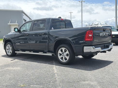 Used 2025 RAM 1500 Big Horn RWD image 10