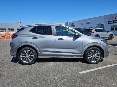 Certified 2023 Buick Encore GX Select w/ Sport Touring Package FWD image 7