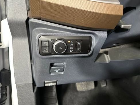 Used 2023 Ford Bronco Outer Banks image 18