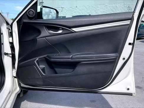 Used 2019 Honda Civic Sport image 28