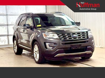 Used 2017 Ford Explorer XLT w/ Equipment Group 202A