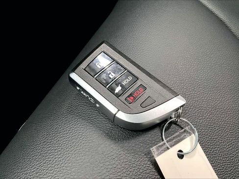 Used 2025 Acura MDX image 18