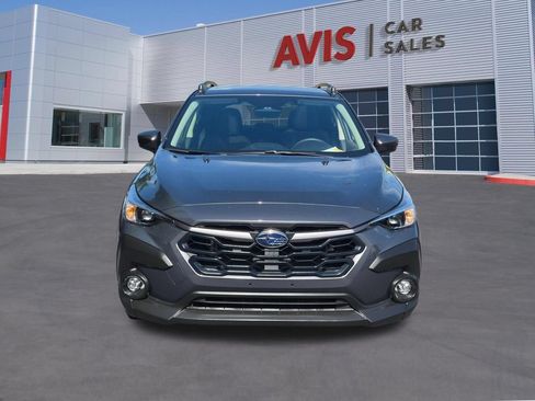 Used 2025 Subaru Crosstrek 2.5i Premium AWD/4WD image 2