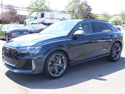 Used 2025 Audi RS Q8 performance w/ Executive Package AWD/4WD image 1