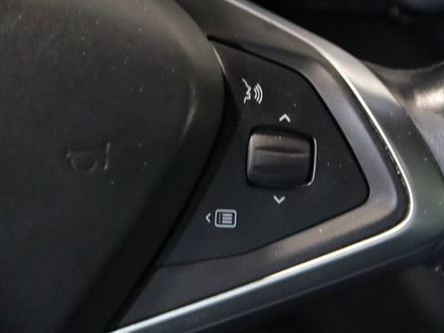 Used 2015 Tesla Model S 70 image 16