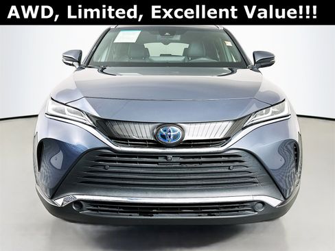 Used 2021 Toyota Venza Limited image 2