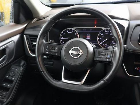 Used 2023 Nissan Rogue SV w/ SV Premium B Package image 10