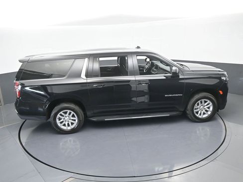 Used 2024 Chevrolet Suburban LT image 56