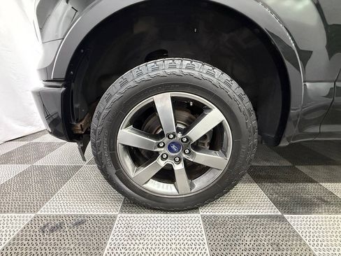 Used 2017 Ford F150 Lariat w/ Equipment Group 502A Luxury AWD/4WD image 35