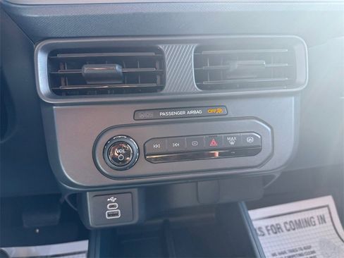Used 2025 Ford Maverick XL image 22