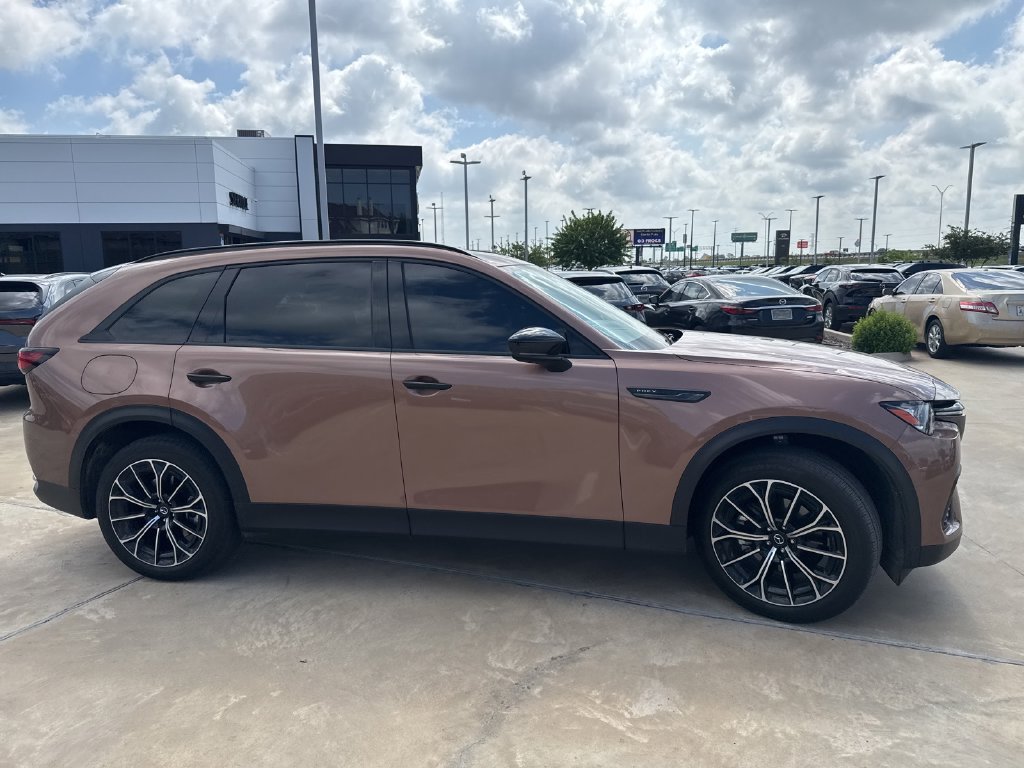 Used 2025 MAZDA CX-70 Plug-In Hybrid w/ Premium Plus AWD/4WD image 8
