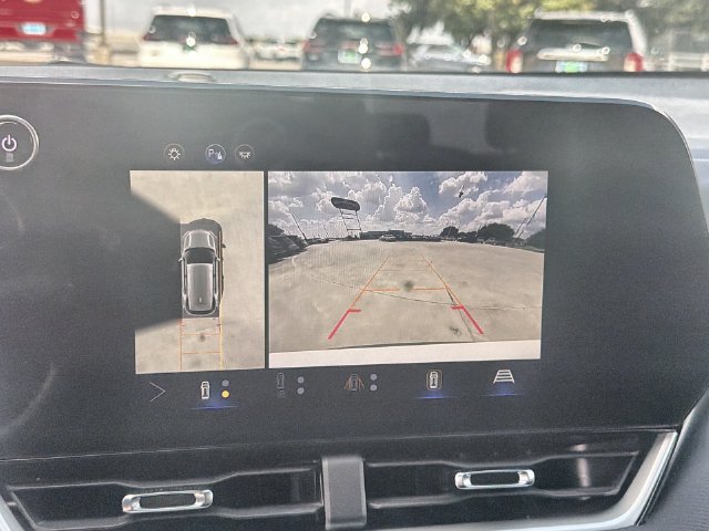 Certified 2025 Chevrolet Equinox LT w/ Convenience Package II FWD image 14