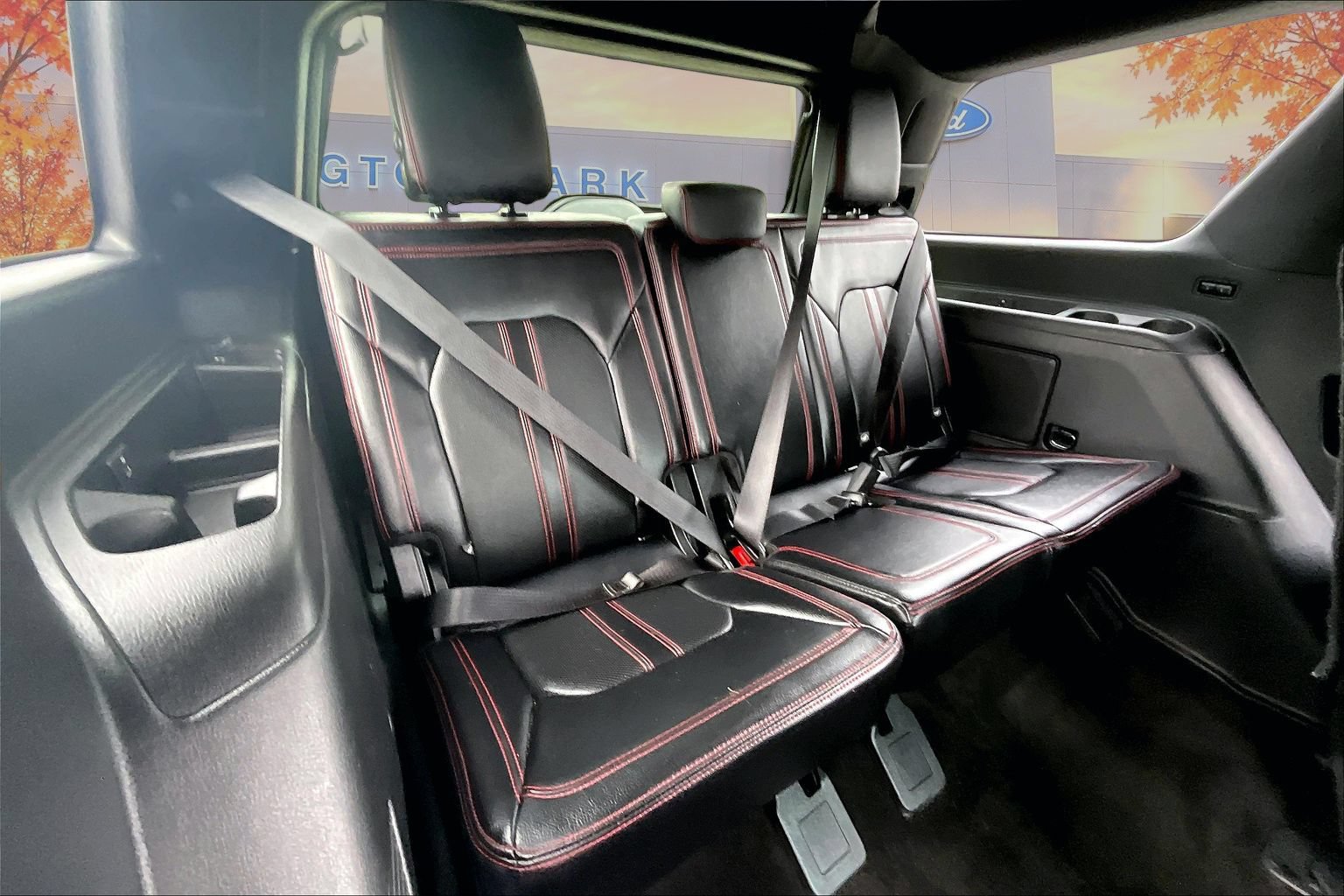 Used 2019 Ford Expedition Limited w/ Equipment Group 303A AWD/4WD image 26